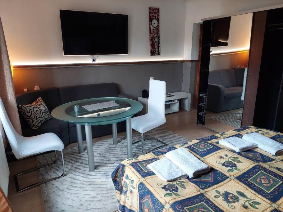 Ujszeged Apartman Eksteriør billede