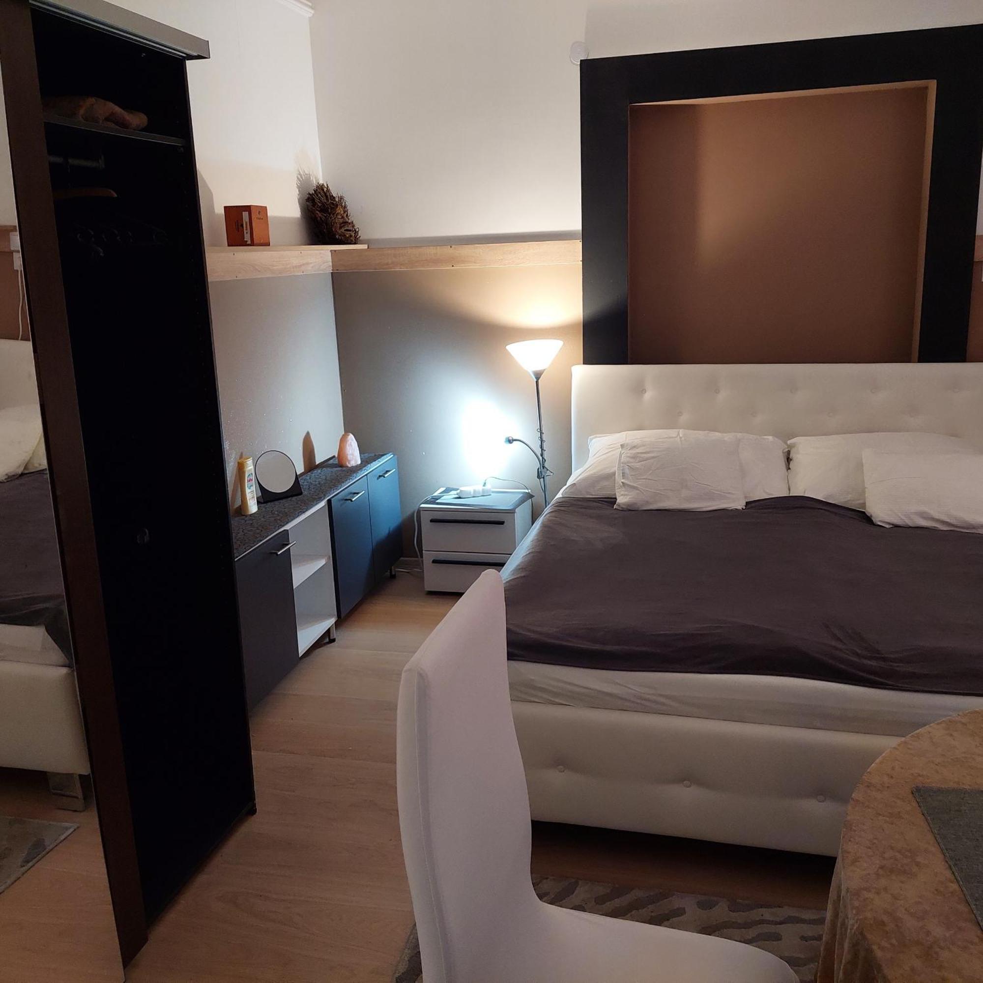 Ujszeged Apartman Eksteriør billede