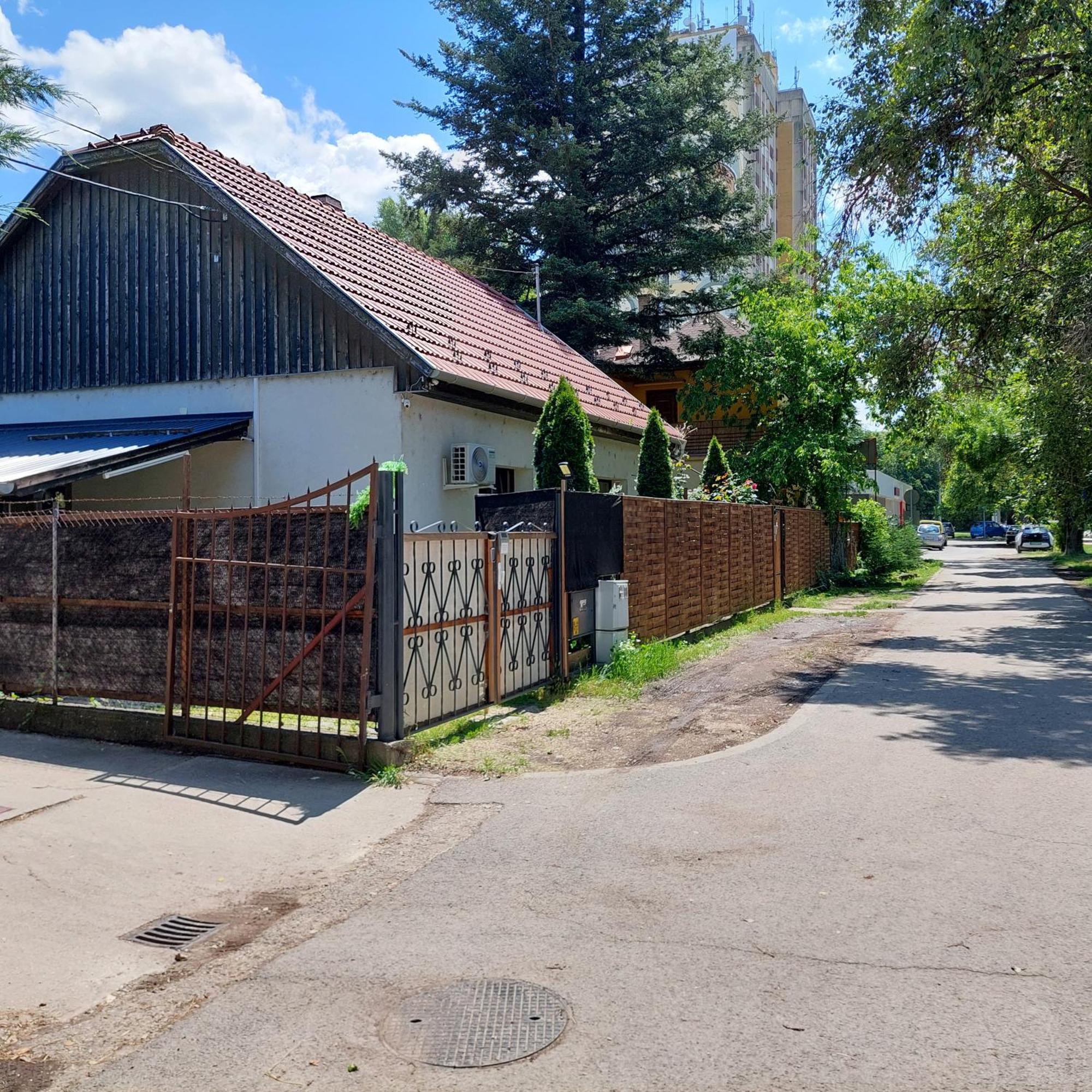 Ujszeged Apartman Eksteriør billede